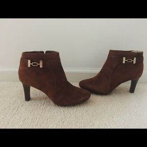 Bandolino ankle boots